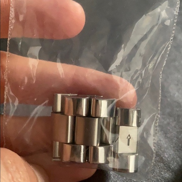 MK watch main image 4